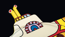 Cargar imagen en el visor de la galería, Pro-Ject Audio The Beatles Yellow Submarine Tocadiscos Manual (Open Box) + Dust Cover