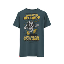 Cargar imagen en el visor de la galería, T-Shirt Invest In Records And Grow Your Soul
