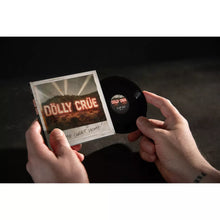 Cargar imagen en el visor de la galería, Motley Crue - Home Sweet Home (Feat. Dolly Parton)/Home Sweet Home (tv0070)
